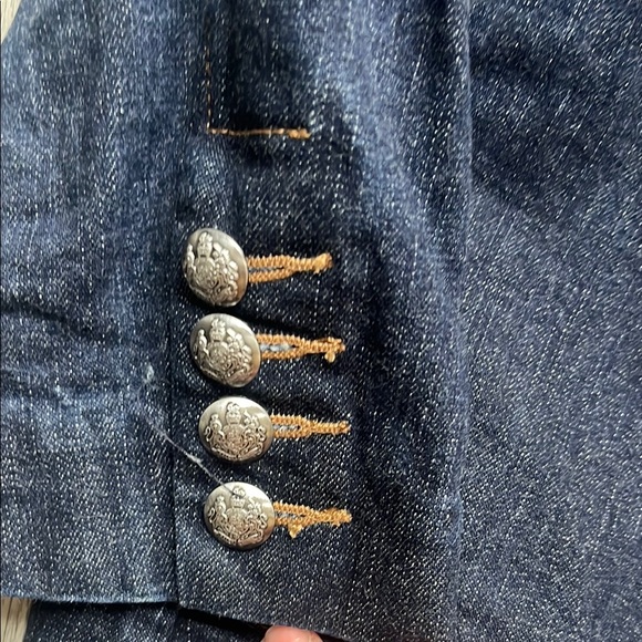 Women's Denim Jacket - Picture 5 of 7